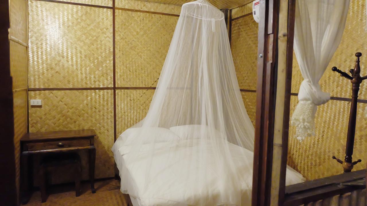 Lanna House Lanna Hut Chiangmai Bed & Breakfast Chiang Mai Bagian luar foto